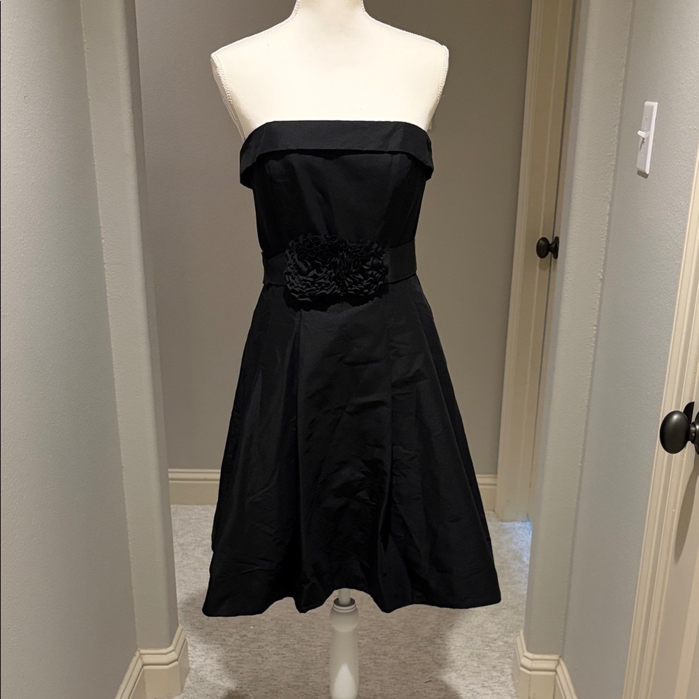 Elegant Black Strapless Dress